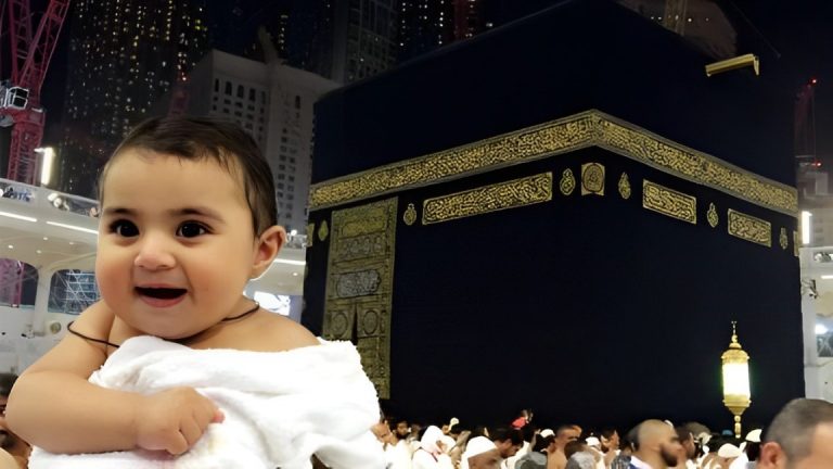 Awas Si Kecil Tersesat! Inilah Panduan Aman Berumrah Bersama Anak